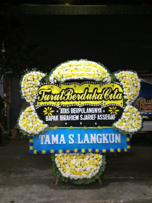 Papan Bunga Duka di Demba